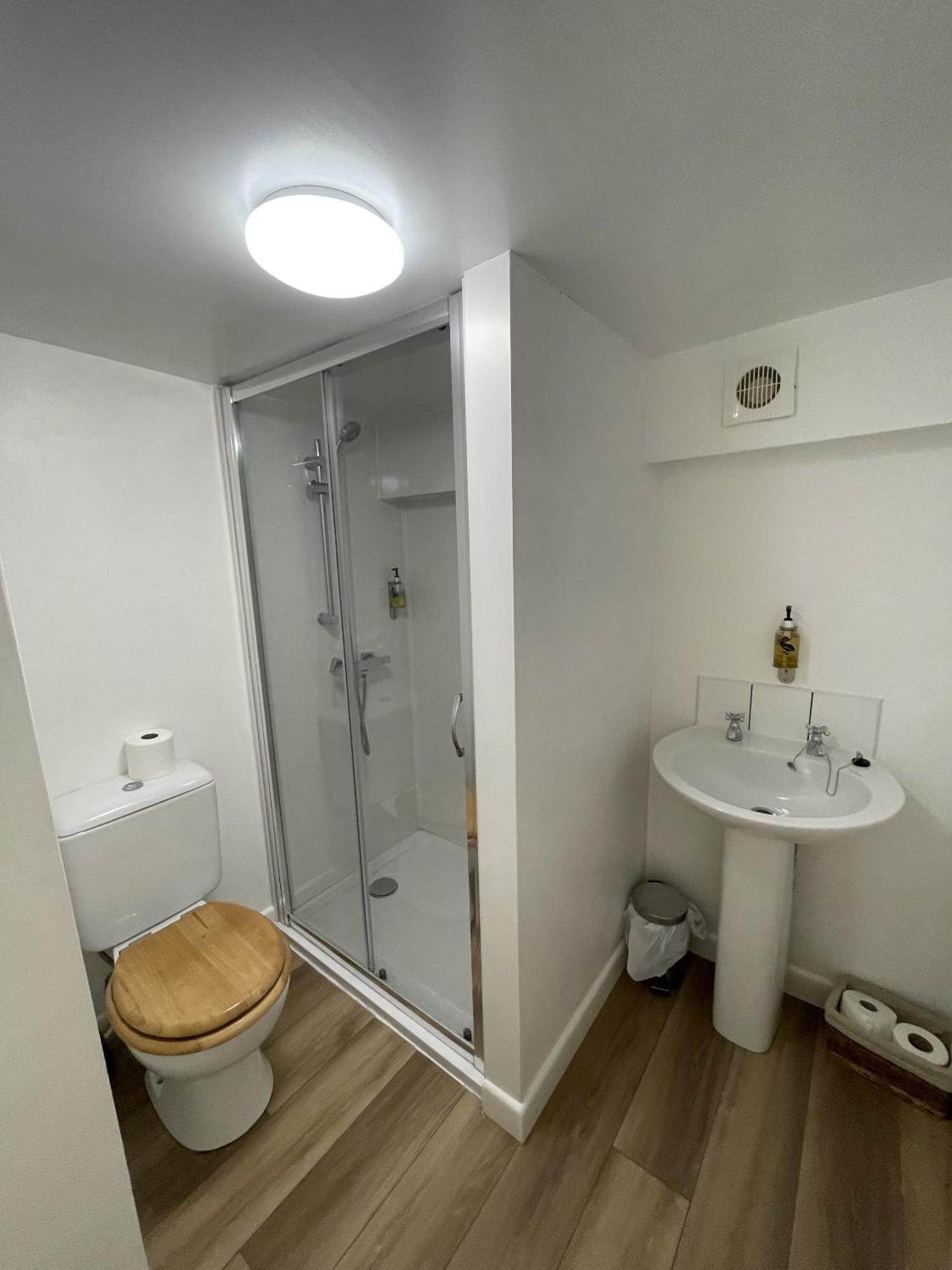 White Hart Hotel Wiveliscombe Стая снимка